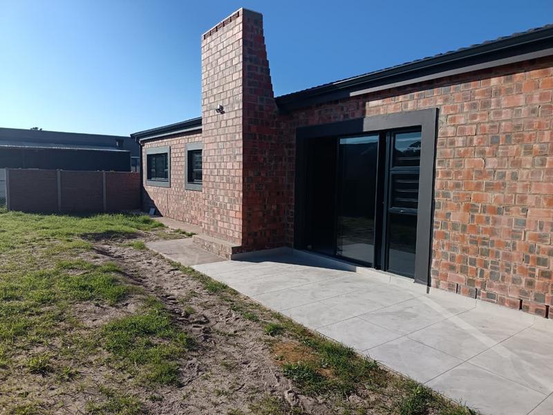 2 Bedroom Property for Sale in Albertinia Western Cape